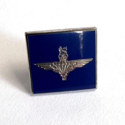 2 Para - Square Para Battalion Lapel Badge (Queens Crown)