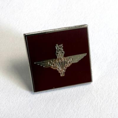 4 Para - Square Para Battalion Lapel Badge (Queens Crown)